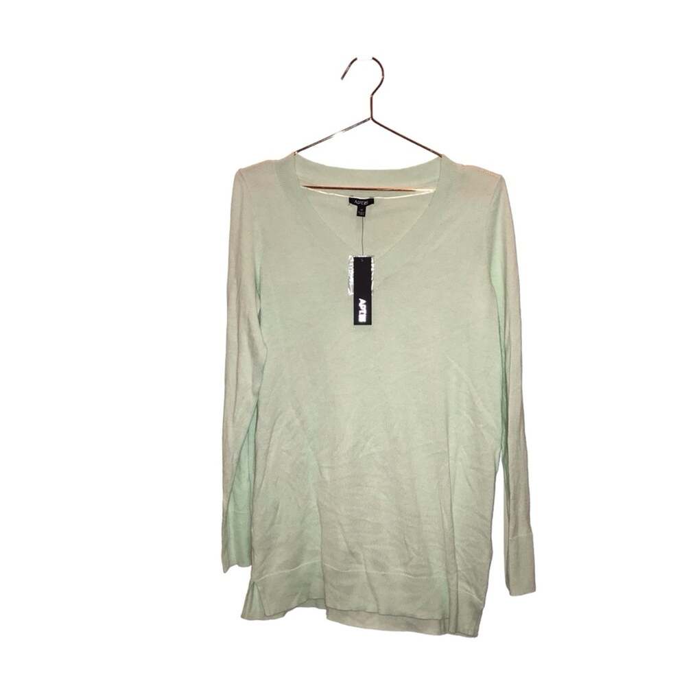 Apt. 9 mint green lightweight v neck sweater size medium new with tag